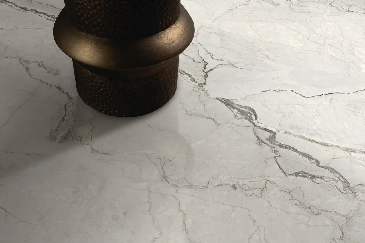 Glossy White Marble Look Sintered Stone Floor with Natural Gray Veining MA1227266LEV