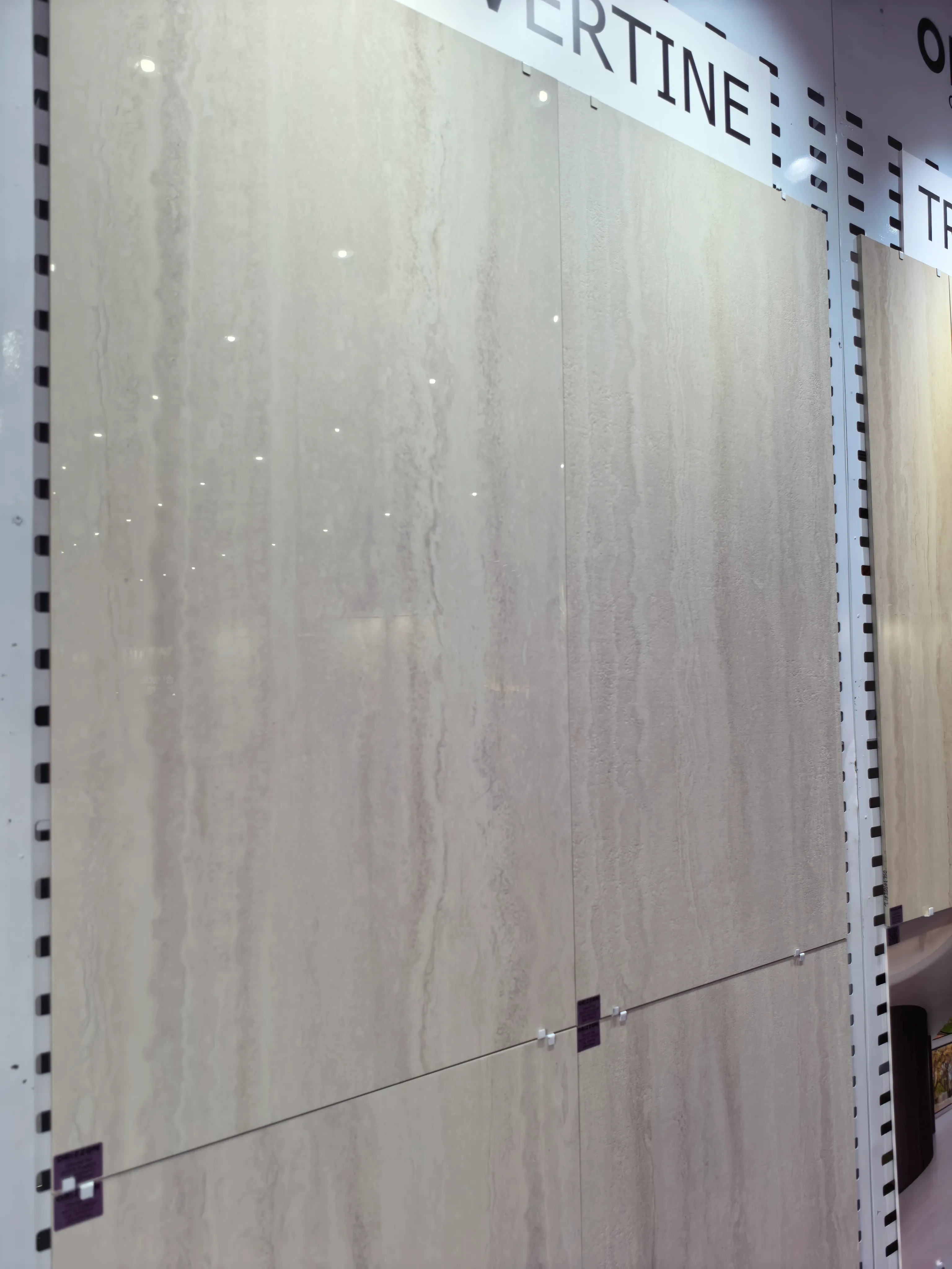 TRAVERTINE TILES